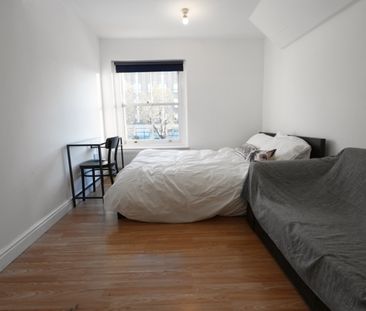 Room in a Shared House, Court St, E1 - Photo 5