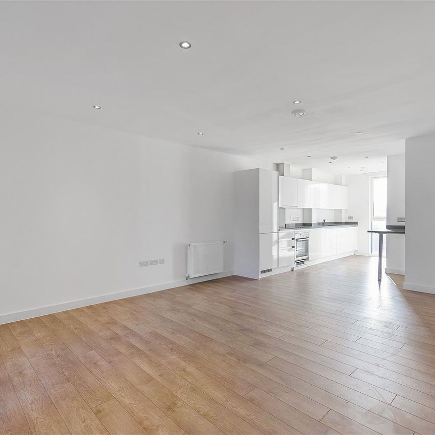 Bolinder Way , E3 3UJ - Photo 1