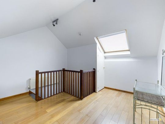 2 bedroom end of terrace house to rent - Photo 1