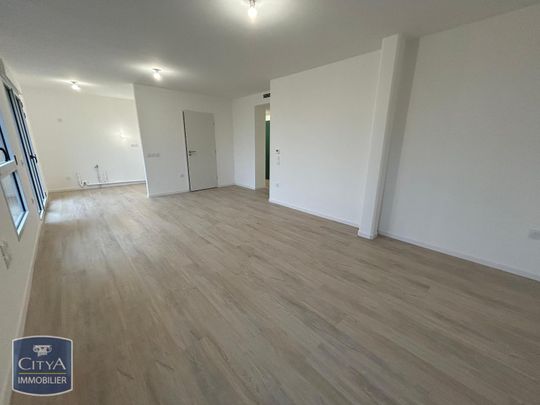 Location Appartement 3 pièces 69m² POITIERS 86000 - Photo 1
