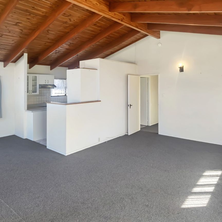 Bucklands Beach - 4 Bedoom Home Zone for Macleans College - Photo 1