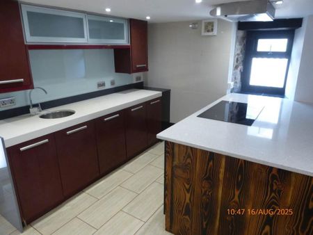 2 bedroom detached house to rent - Photo 3