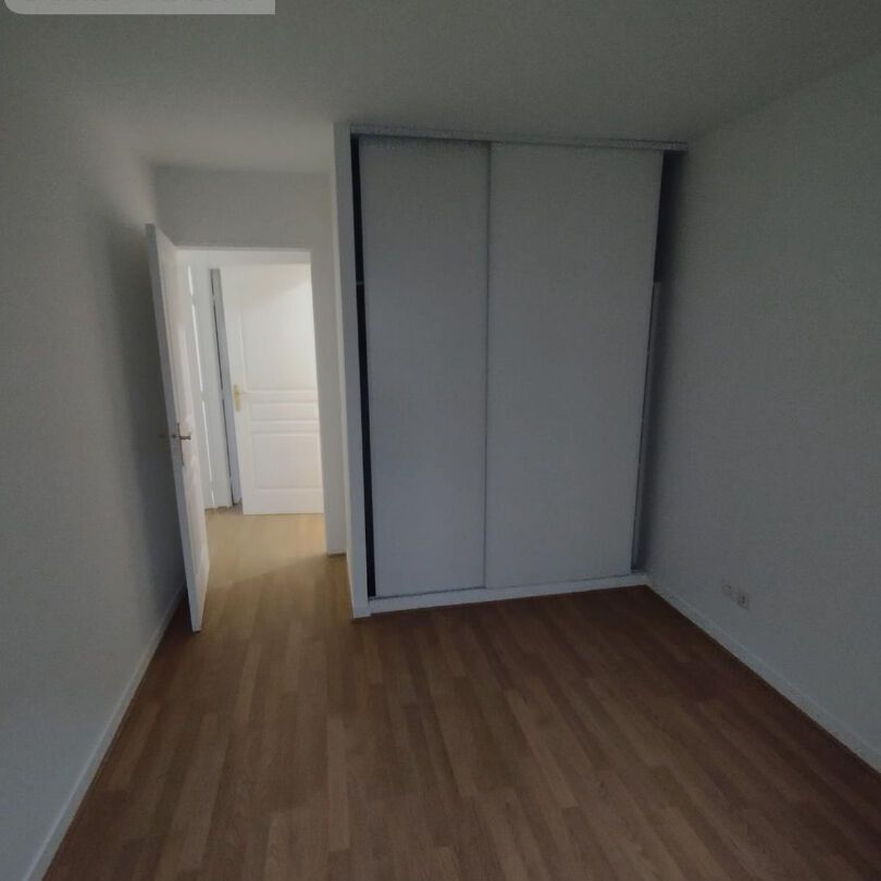Appartement Courbevoie 3 pièce(s) 64 m2 - Photo 1