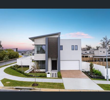 9 Mansfield Circuit, Gledswood Hills, NSW 2557 - Photo 3