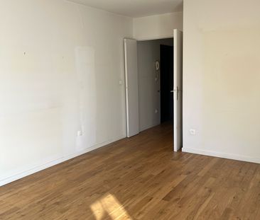 Location Appartement 2 pièces 50m² NOGENT SUR MARNE 94130 - Photo 5