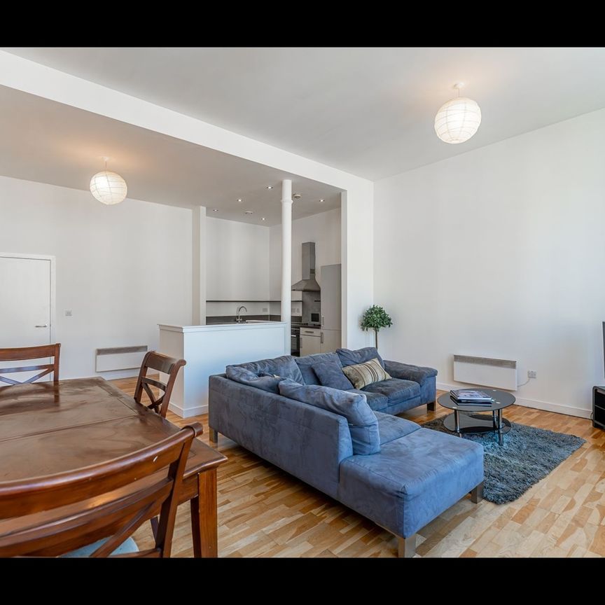 1 Bed Flat, Mitchell Street, G1 - Photo 1