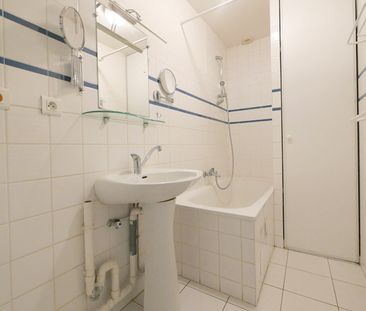 Location Appartement 2 pièces 51m² - Photo 2