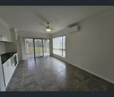 1A Epaulet Circuit, Jordan Springs, NSW 2747 - Photo 6
