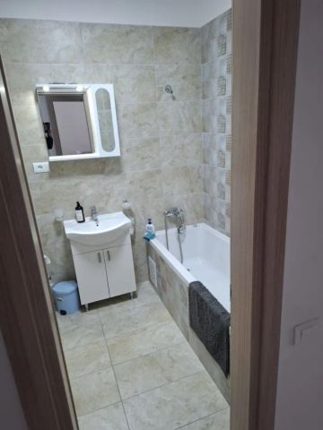BRASADAS inchiriaza ap cam etaj 5/5 Metalurgiei. - Fotografie 5