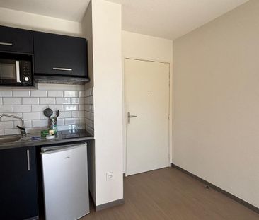 Location Appartement 1 pièce Meublé 23m² LA ROCHELLE 17000 - Photo 3