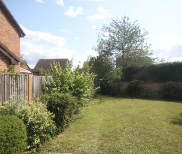 3 bedroom detached house to rent - Photo 5