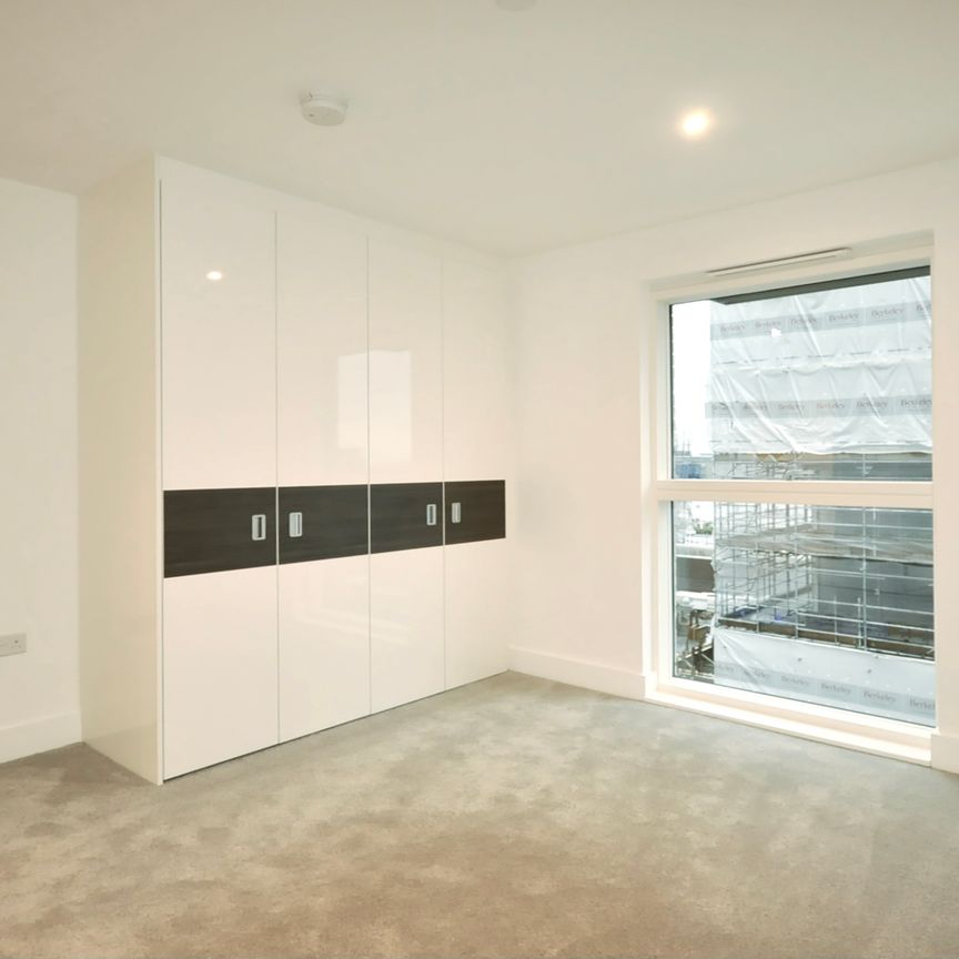 Pegler Square, Kidbrooke Village, London, SE3 9GW - Photo 1