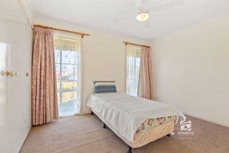 LOW-MAINTENANCE LIVING WITH OUTDOOR APPEAL. - Photo 5