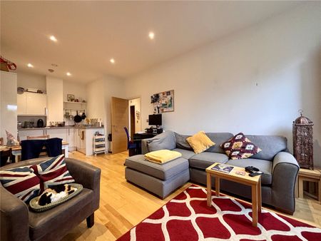 Bartley Way, Hook, Hampshire, RG27 - Photo 4