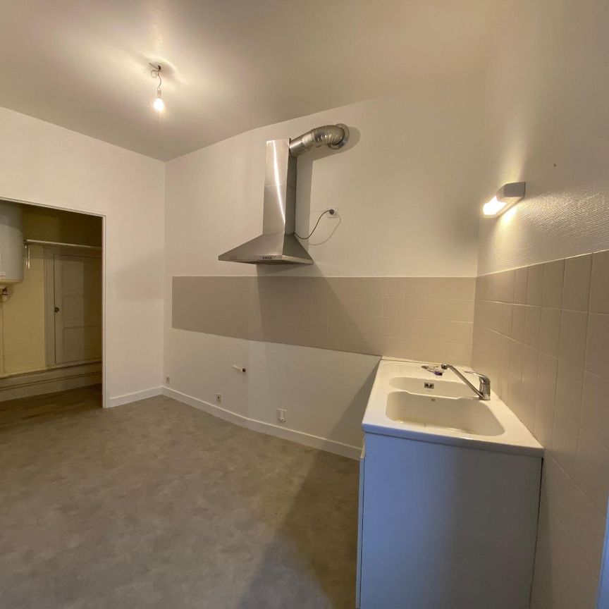 Location Appartement 3 pièces 59m² ST PERAY 07130 - Photo 1