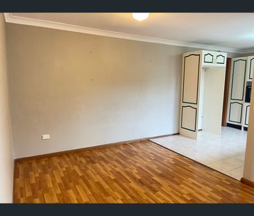 8/160 Meadows Road, Mount Pritchard, NSW 2170 - Photo 6