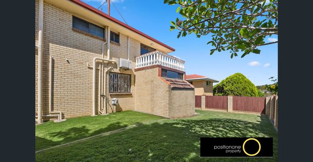 Elevated Family Home with Pool located in the beautiful suburb of McDowall and within the sought after catchment for McDowall State School - Photo 1