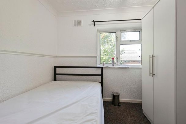 property to rent Trigg Terrace, Stevenage, Hertfordshire, SG1 - Photo 1