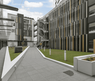 Location Location Location!!! - Photo 2