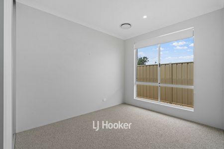 19 Quaker Road, Dunsborough WA - Photo 3