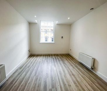 Lowgate, Hull - Photo 2