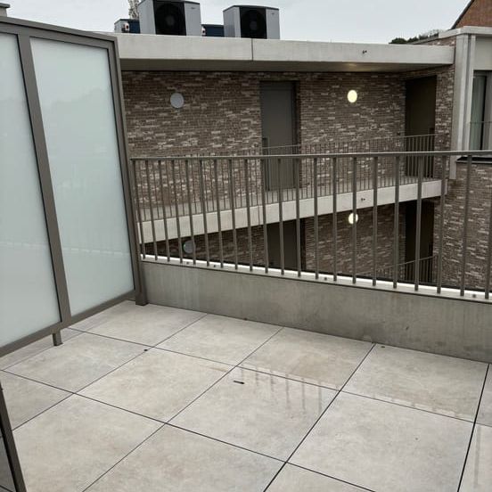 Appartement te huur - Photo 1