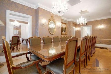 Cumberland House- Kensington High Street, London, W8 - Photo 3