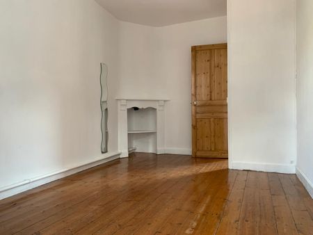 Location Maison 5 pièces 169m² ARMENTIERES 59280 - Photo 4