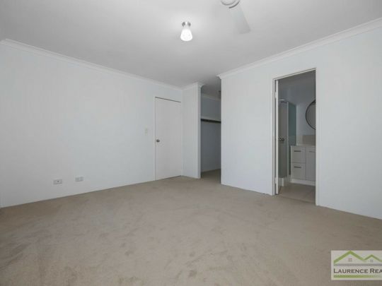 Charming 4-Bedroom Family Home in Quinns Rocks - Photo 1