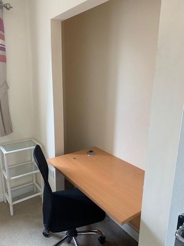 Wood Mead, Bristol - Photo 5