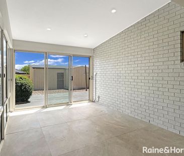 Cozy Oasis 2 Bedroom Townhouse In The Heart Of Gungahlin - Photo 1