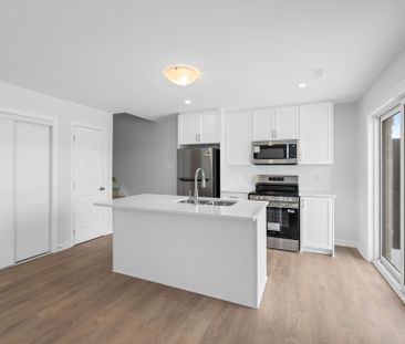 For Lease - 1227 Creekway Private, Kanata, Ontario - Photo 1