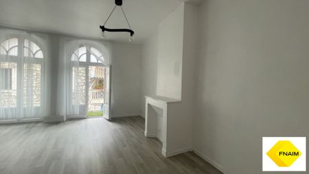 Location Appartement 4 pièces 95m² LAROQUE TIMBAUT 47340 - Photo 2