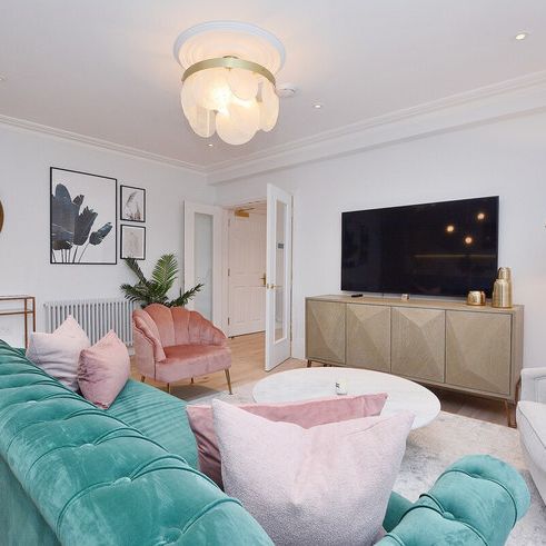 Queensberry Place - Photo 1