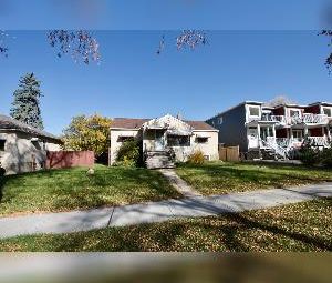 3 Bed Upper Suite House Near U of A For Rent - Photo 2