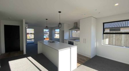 Rolleston, 4 bedroom - Photo 3