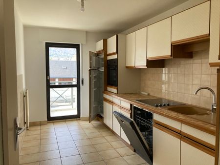 Location Appartement 3 pièces 70m² LA MOTTE SERVOLEX 73290 - Photo 5