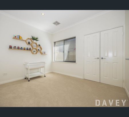37C Hamilton Street, Stirling, WA 6021 - Photo 5