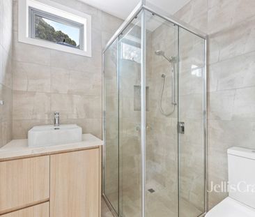 Modern Living - 3 BEDROOMS, 2 BATHROOM, DOUBLE CARPORT - Photo 5