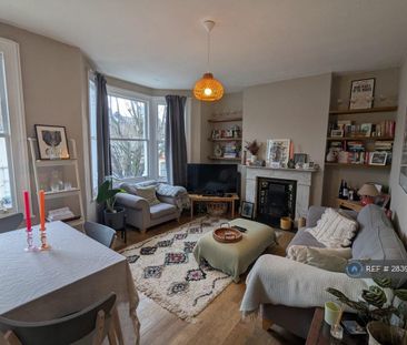 2 bedroom flat to rent - Photo 1