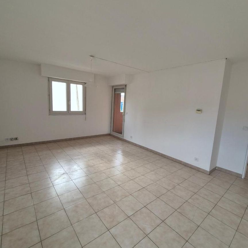 Location Appartement 3 pièces 65m² DRAGUIGNAN 83300 - Photo 1