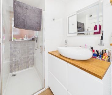 2 bedroom Maisonette to rent - Photo 6