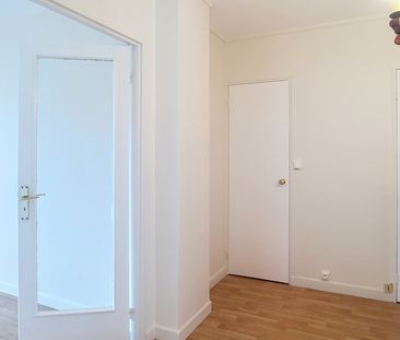 APPARTEMENT EN REZ DE CHAUSSEE RENOVE - Photo 3