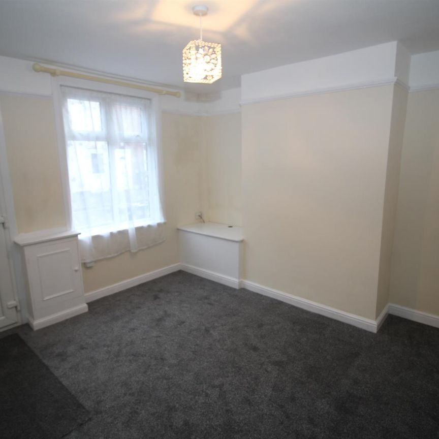 Queens Street, Cheadle, Staffordshire ST10 1BQ - Photo 1
