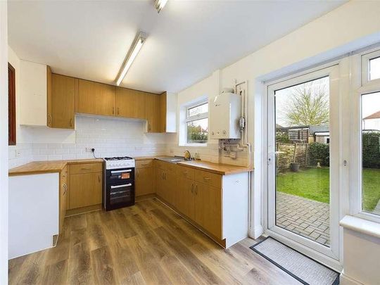 Flamborough Road, Ruislip, HA4 - Photo 1