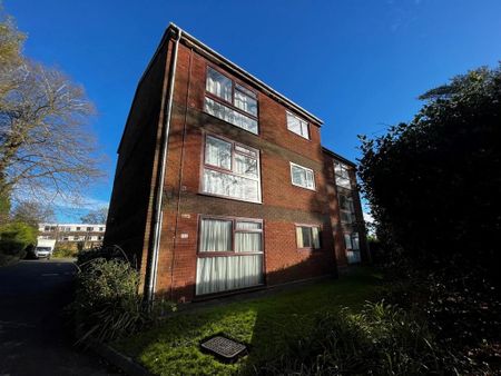 2 bedroom flat to rent - Photo 3