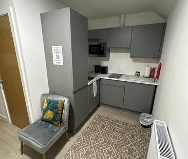 Studio Flat, Humphrey Road, M16 - Photo 4