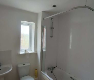 **Apply Online -Welsh Housing Partnership(must be earning £23,000 s... - Photo 3