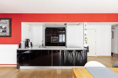 Ruim recent 3 slaapkamer appartement op een topligging in Gent - Photo 4