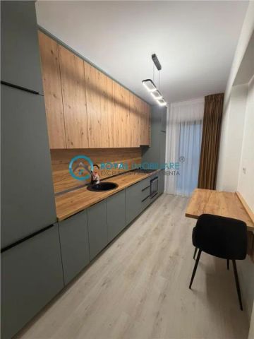Royal Imobiliare - Inchiriere apartament 2 camere zona Albert - Photo 3